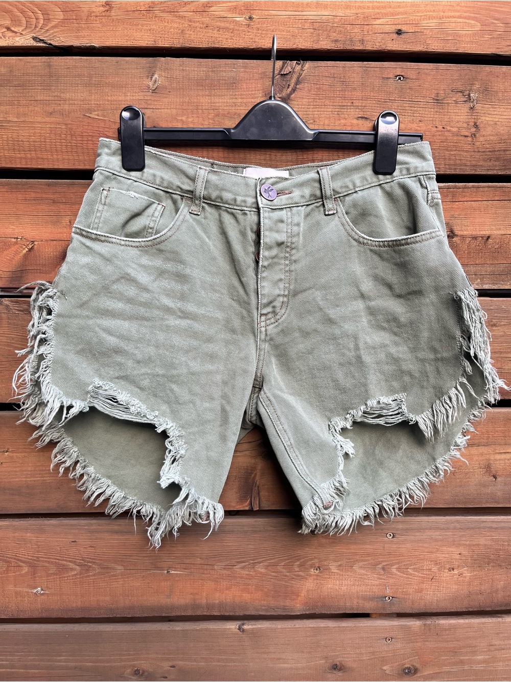 One Teaspoon Frankies Frayed Military Green Denim Shorts - Picture 1 of 9
